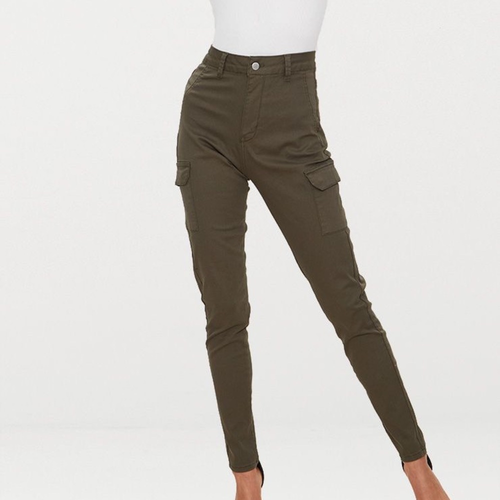 Pretty Little Thing skinny cargo pants